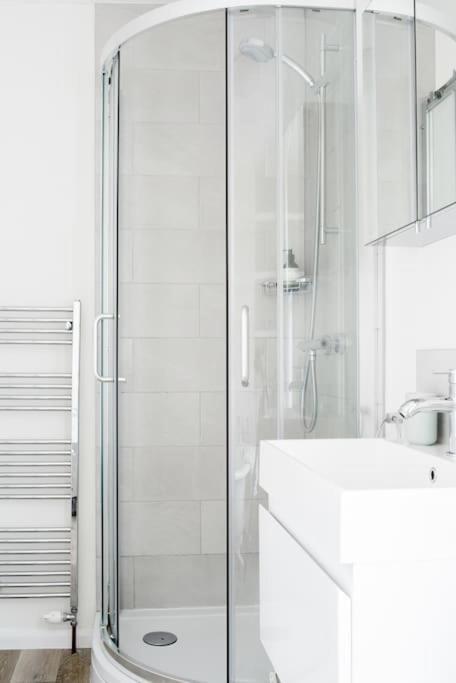 Charlotte Street Apartment Bath Eksteriør bilde
